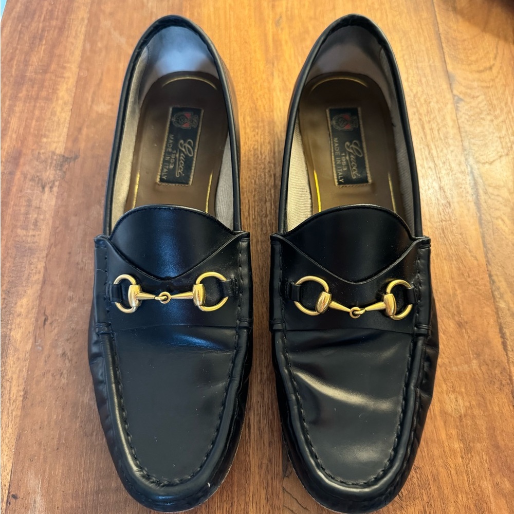 Gucci Horsebit loafer women’s size 39
